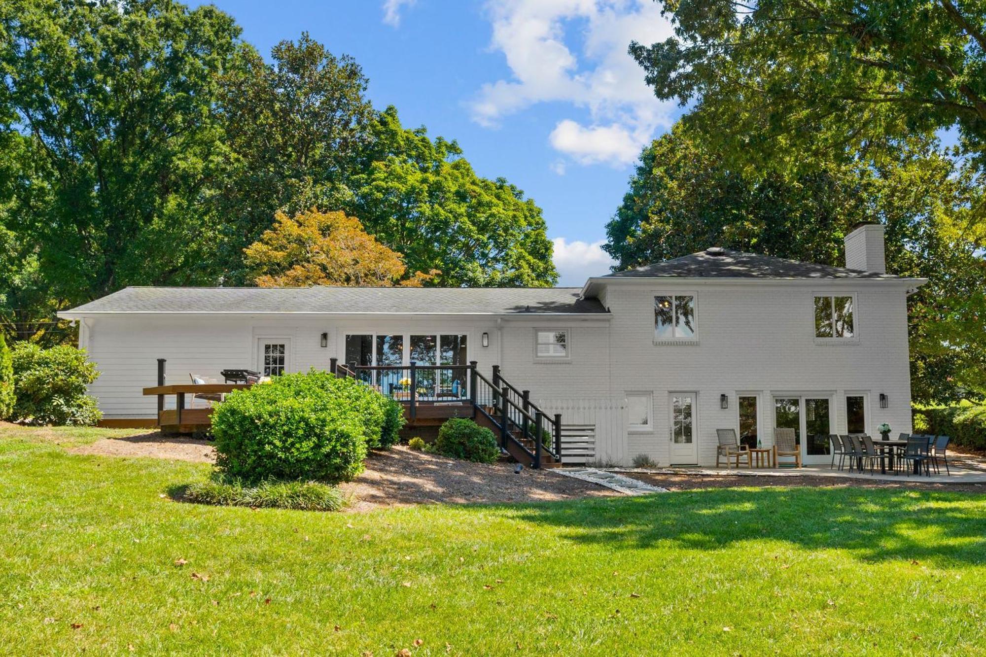 Lakefront Living 무어스빌 외부 사진